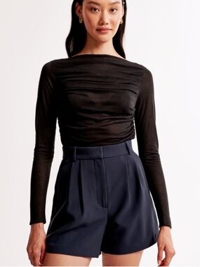 Abercrombie Navy Trouser Shorts NWT Size M